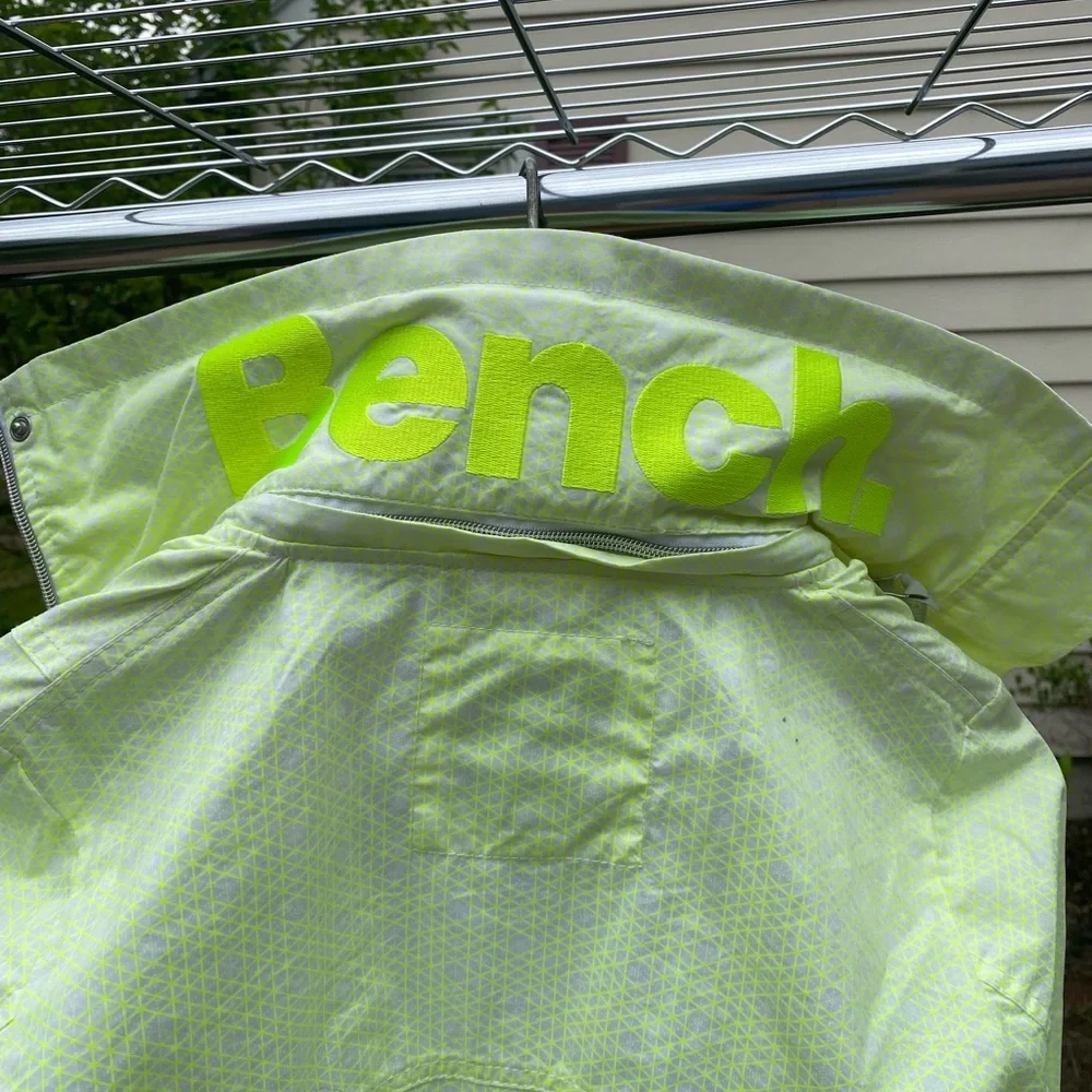 Bench Spring Jacket - Picture 3 of 3